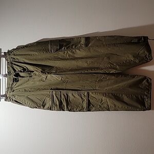 Gap Olive XXS/XS Olive Parachute Cargo Pants Oversized Joggers Y2K Trousers NWOT